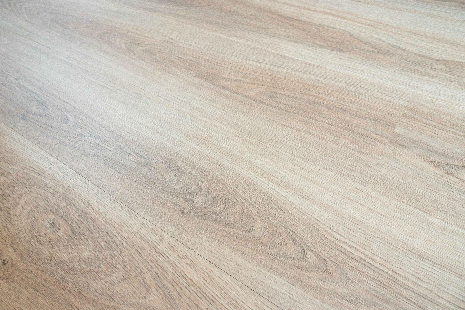 Кварцвиниловая плитка замковая Fine Floor Light FF-1326 Дуб Леффа