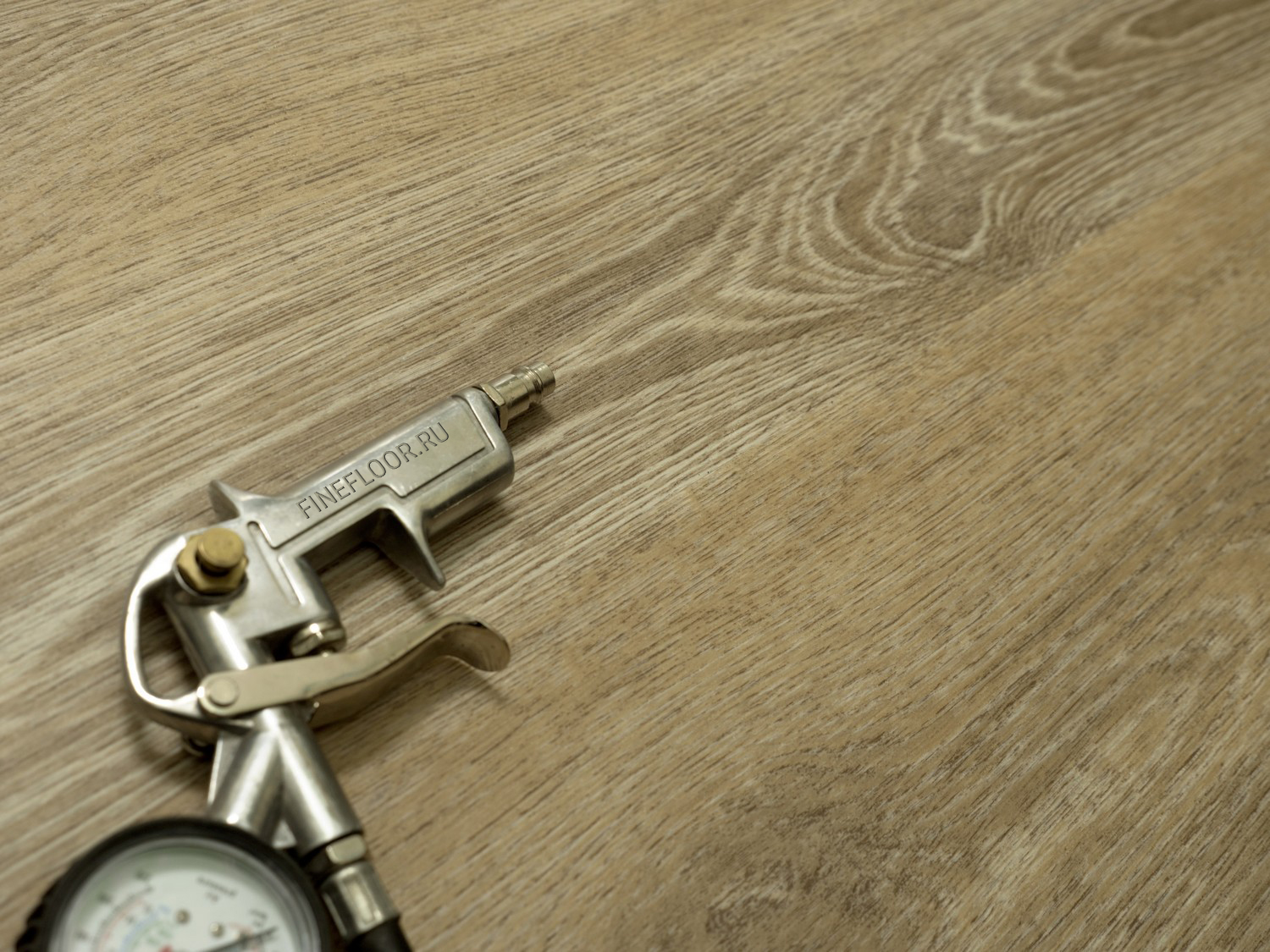 Кварцвиниловая плитка замковая Fine Floor Gear FF-1805 Дуб Инди