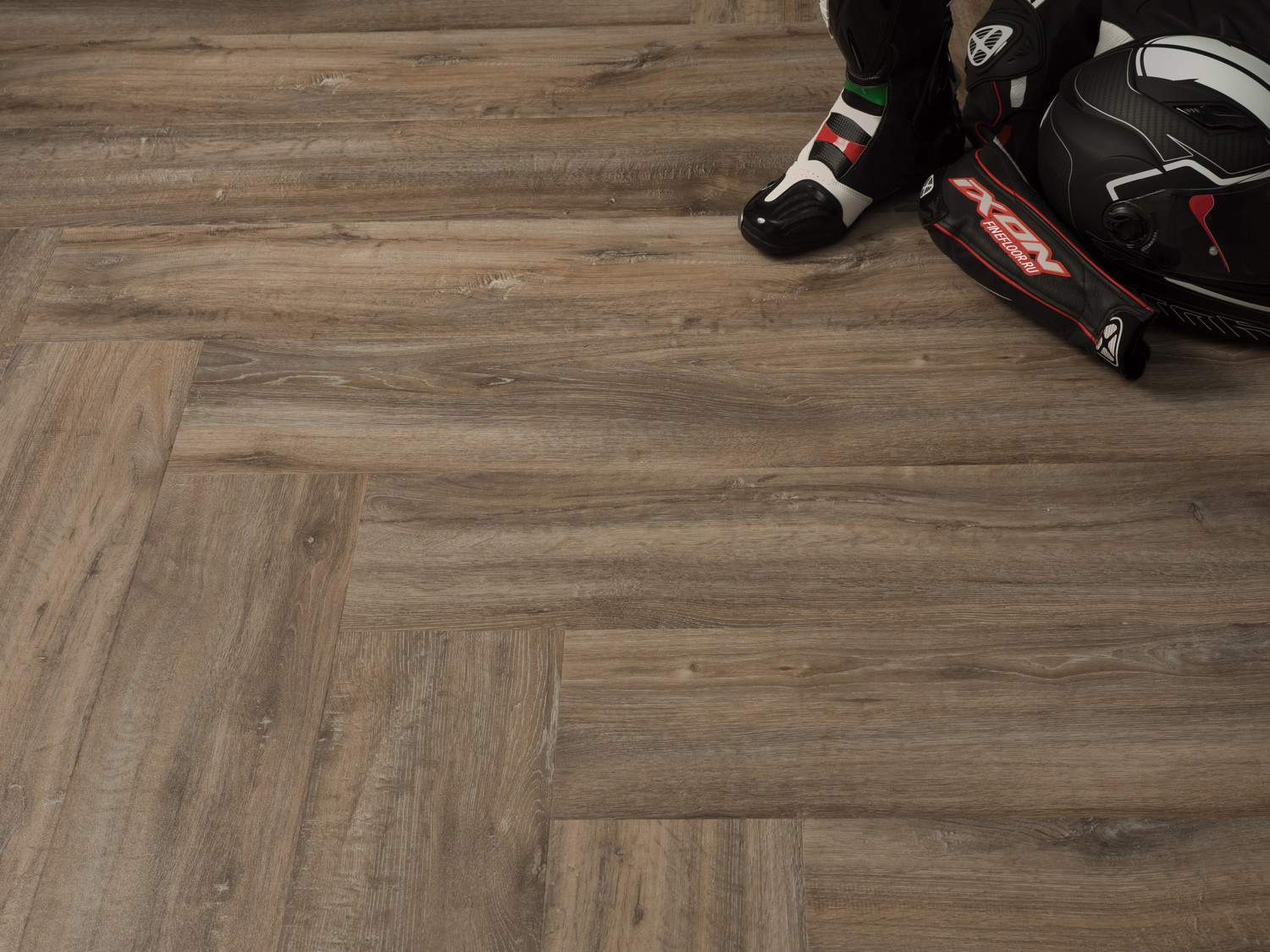 Кварцвиниловая плитка замковая Fine Floor Gear FF-1813 Дуб Сарта